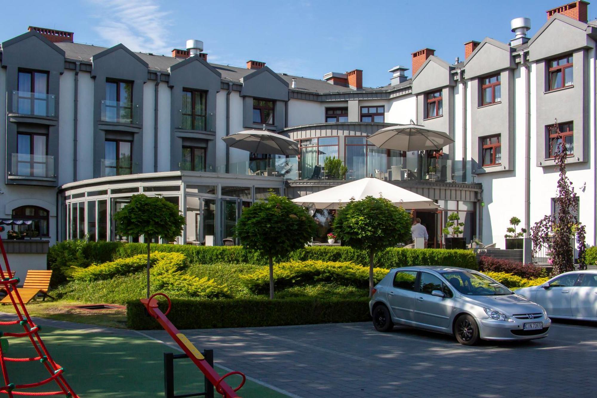 Hotel Saline Inowrocław Buitenkant foto